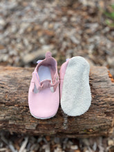Load image into Gallery viewer, Pink Sandals