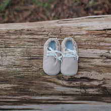 Load image into Gallery viewer, Vellie - Caramel