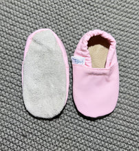 Load image into Gallery viewer, Fleece Slipper - Pink
